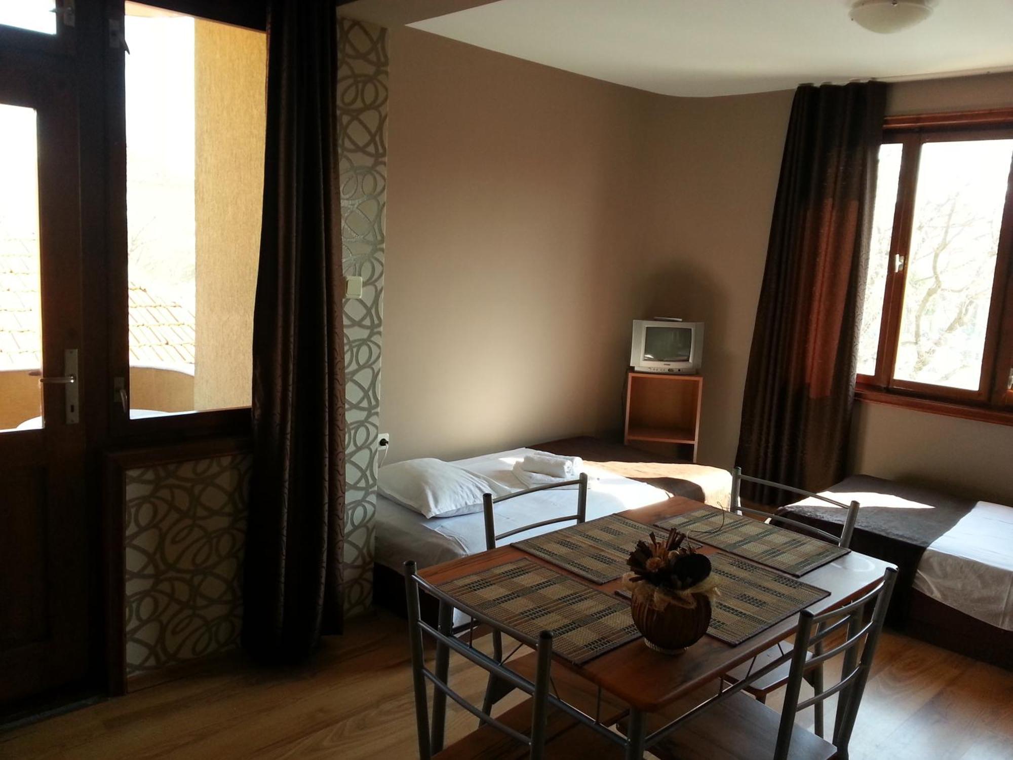 Hristovi Apartments & Studios 포마리 외부 사진