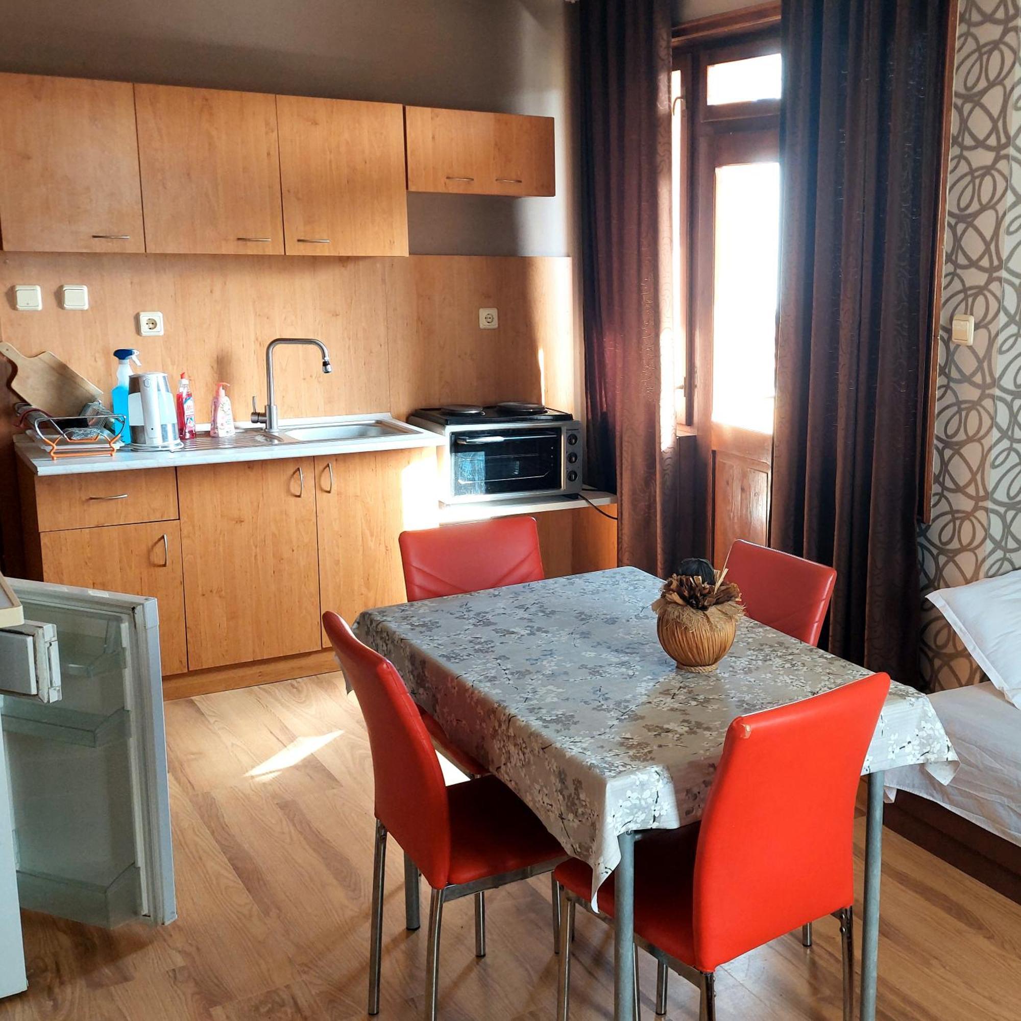 Hristovi Apartments & Studios 포마리 외부 사진